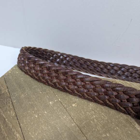 Vintage Brown Woven Leather Belt Brass Buckle Adjustable 41" Unisex Boho Western - Picture 3 of 7